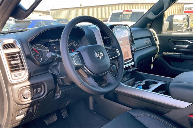 2025 Ram 1500 Big Horn Lone Star photo 6