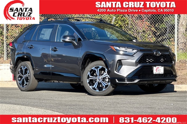 2025 Toyota RAV4 XSE's photo