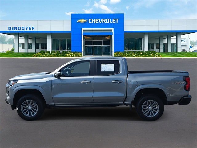 2023 Chevrolet Colorado LT photo 8