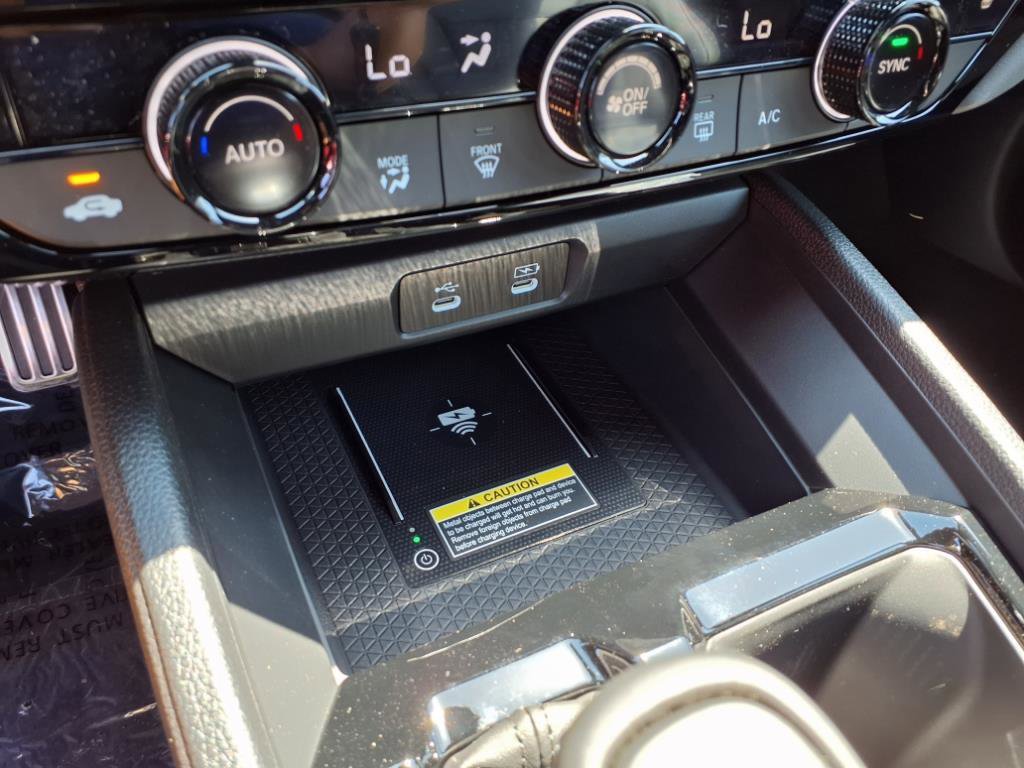2025 Honda Accord Hybrid Sport-L photo 17