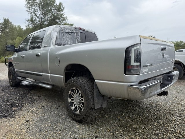 2006 Dodge Ram 3500 SLT photo 3