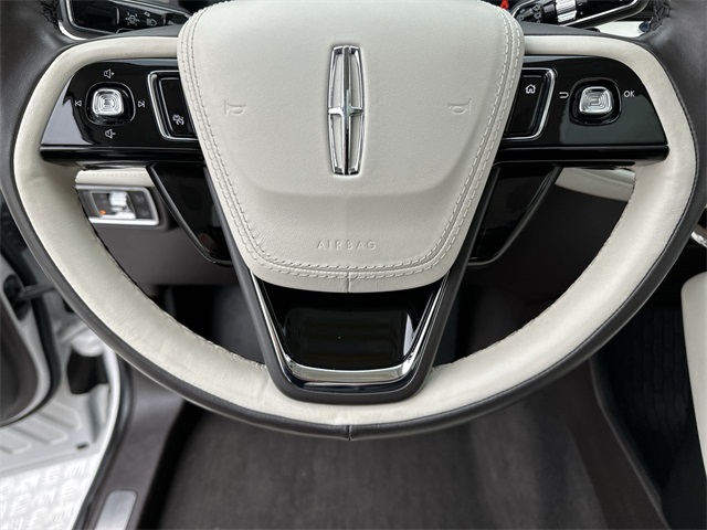 2023 Lincoln Aviator Black Label photo 6