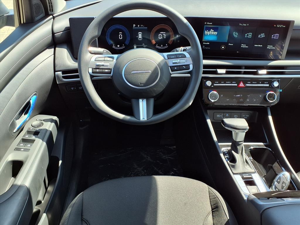 2026 Hyundai Tucson SEL photo 4