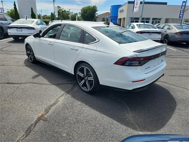 2024 Honda Accord Hybrid Sport photo 3