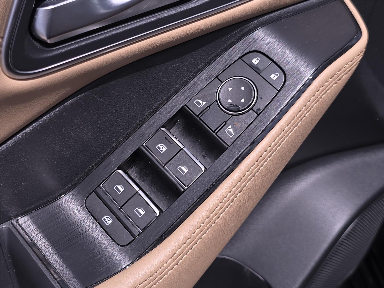 2023 Nissan Rogue Platinum photo 24