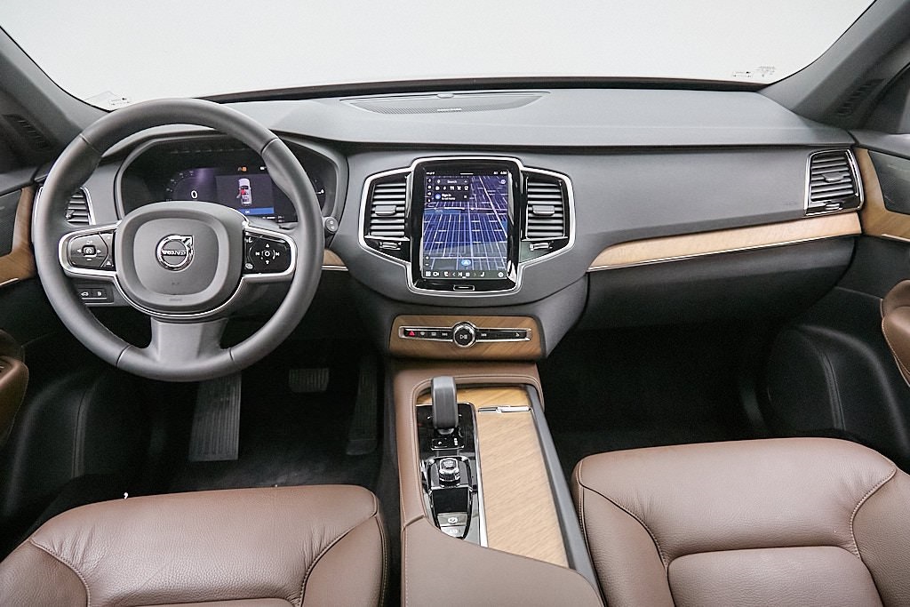 2023 VOLVO XC90 - Image 29