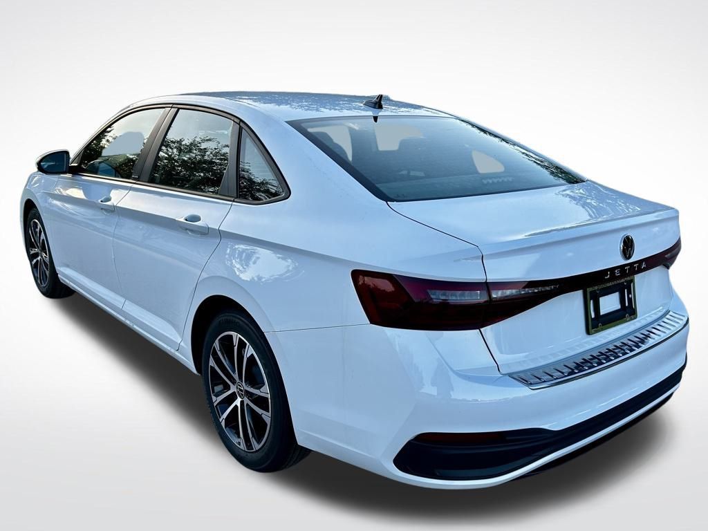 2026 Volkswagen Jetta 1.5T Sport photo 4