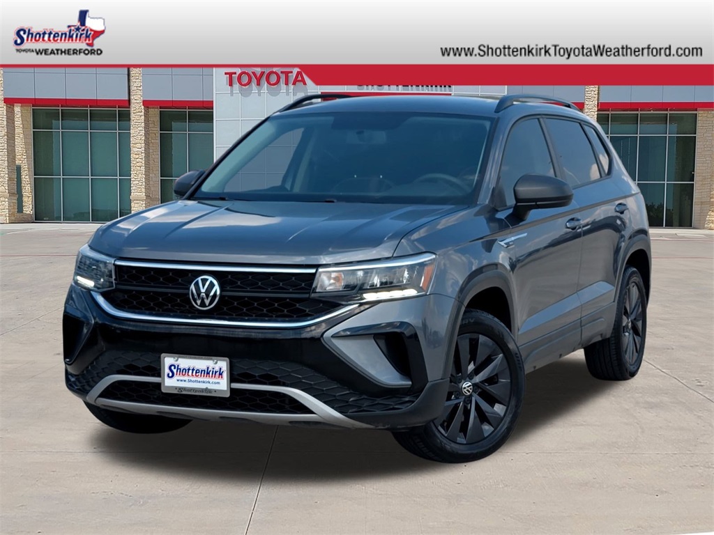 2022 Volkswagen Taos S's photo