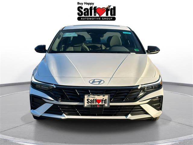 2026 Hyundai Elantra SEL Sport photo 4