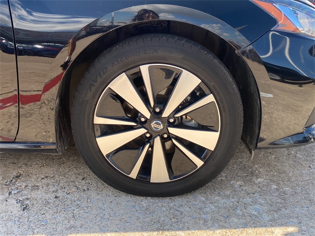 2022 Nissan Altima SV photo 10