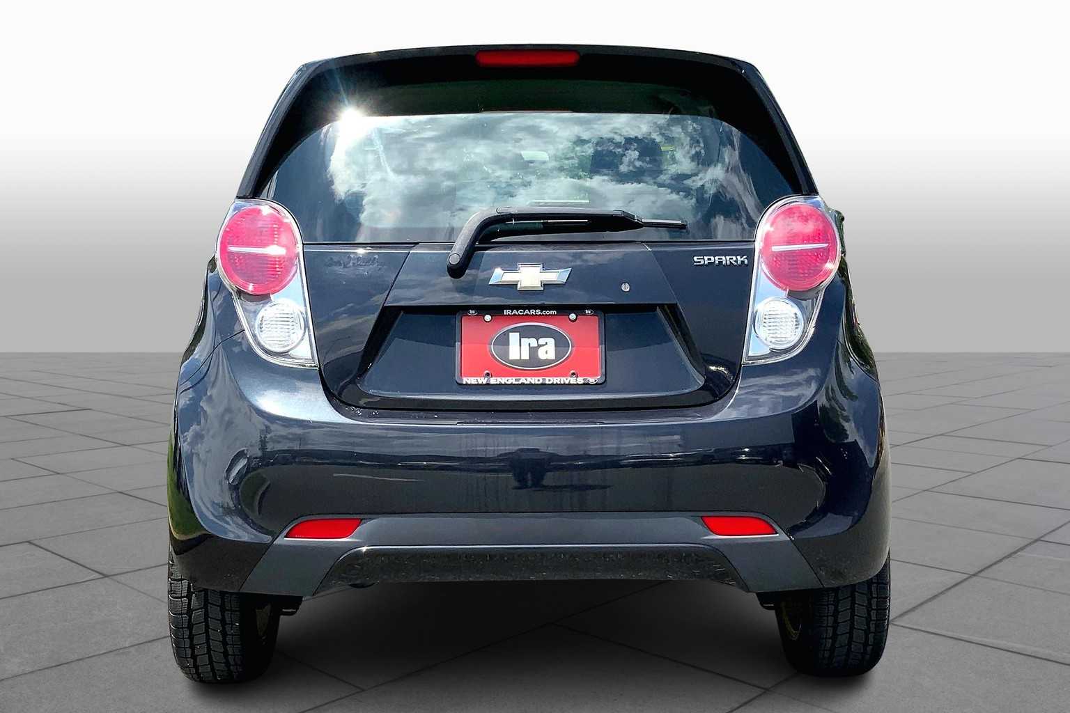 2015 Chevrolet Spark LS photo 4