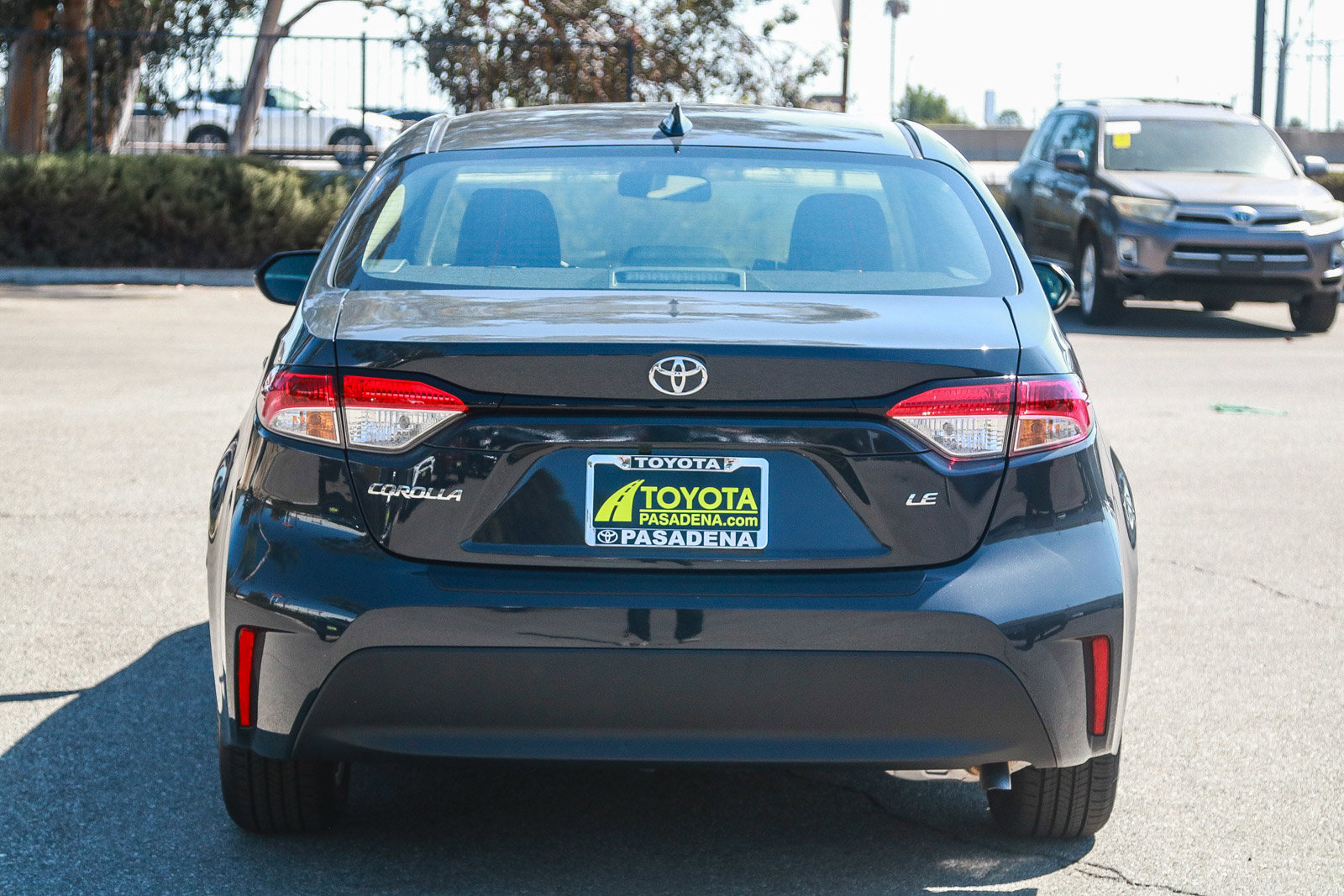2025 Toyota Corolla LE photo 7