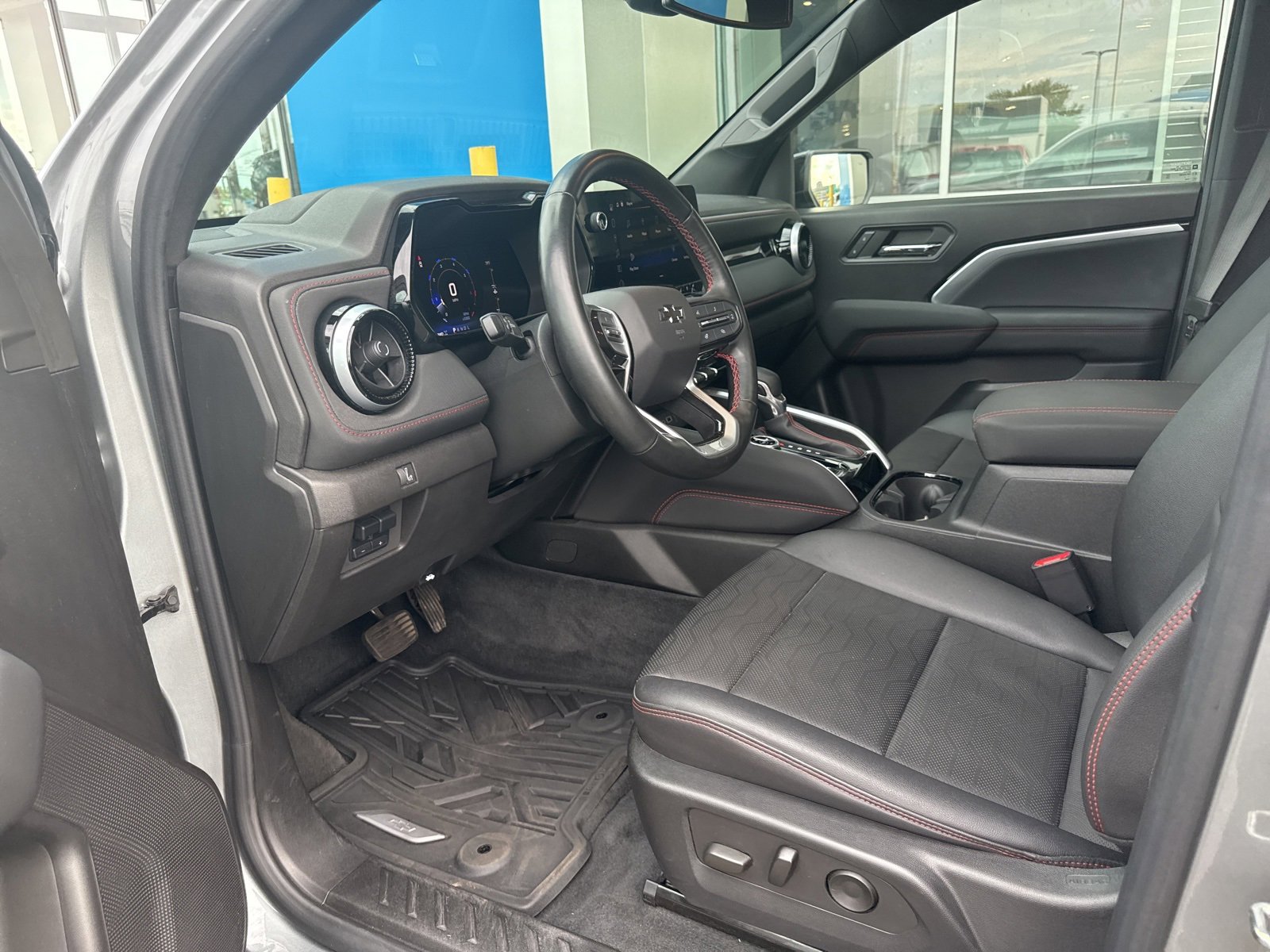 2023 Chevrolet Colorado Z71 photo 18