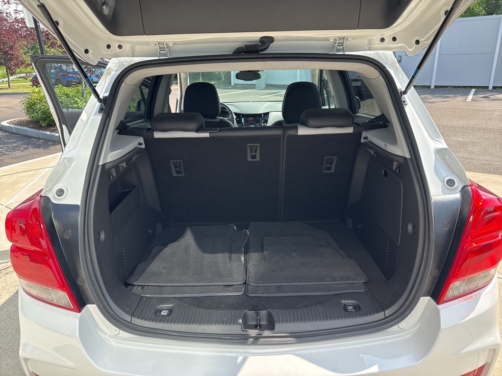 2022 Chevrolet Trax LT photo 11