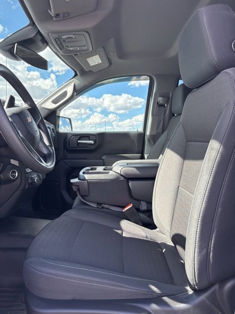 2025 Chevrolet Silverado 1500 Custom photo 10