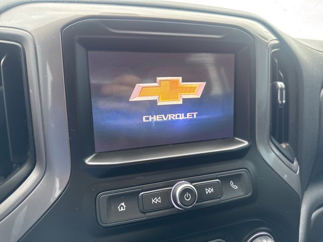 2021 Chevrolet Silverado 1500 Custom photo 17