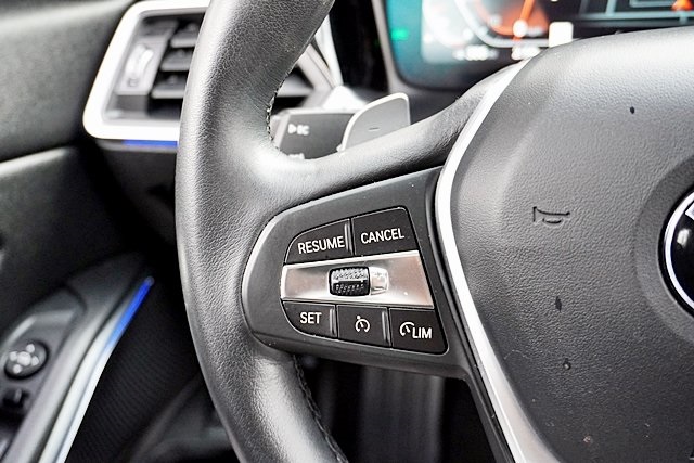 Used 2022 Blue BMW 330i image 34