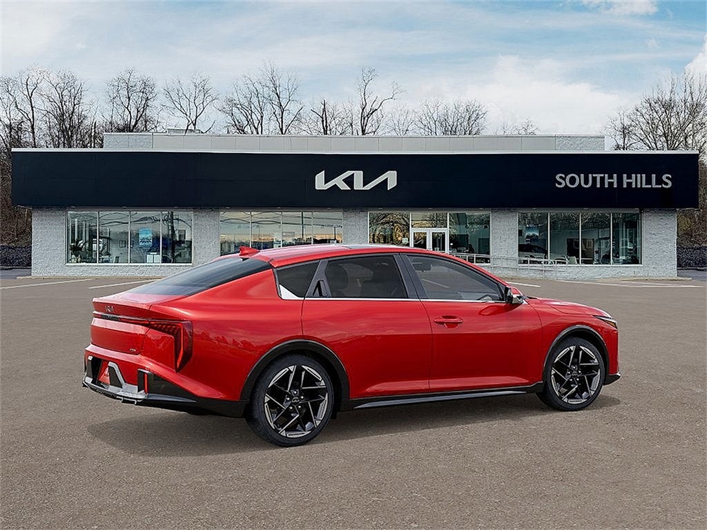 2025 Kia K4 GT-Line photo 6
