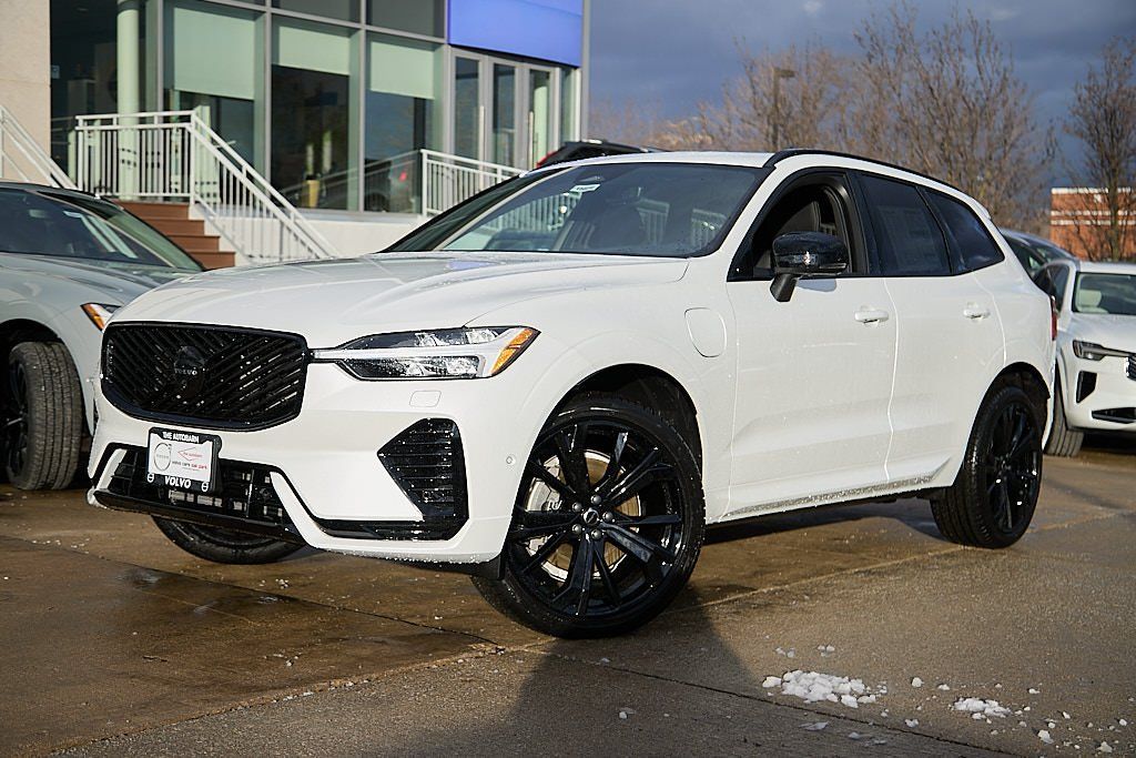 2026 VOLVO XC60 - Image 1