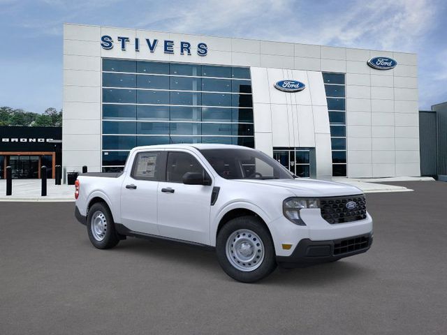 2025 Ford Maverick XL's photo