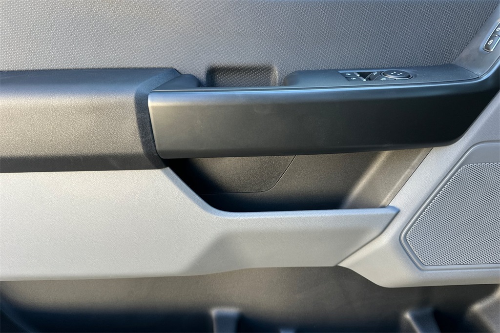 2025 Ford F-150 XL photo 11