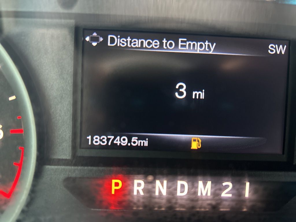 2015 Ford F-150 XLT photo 17