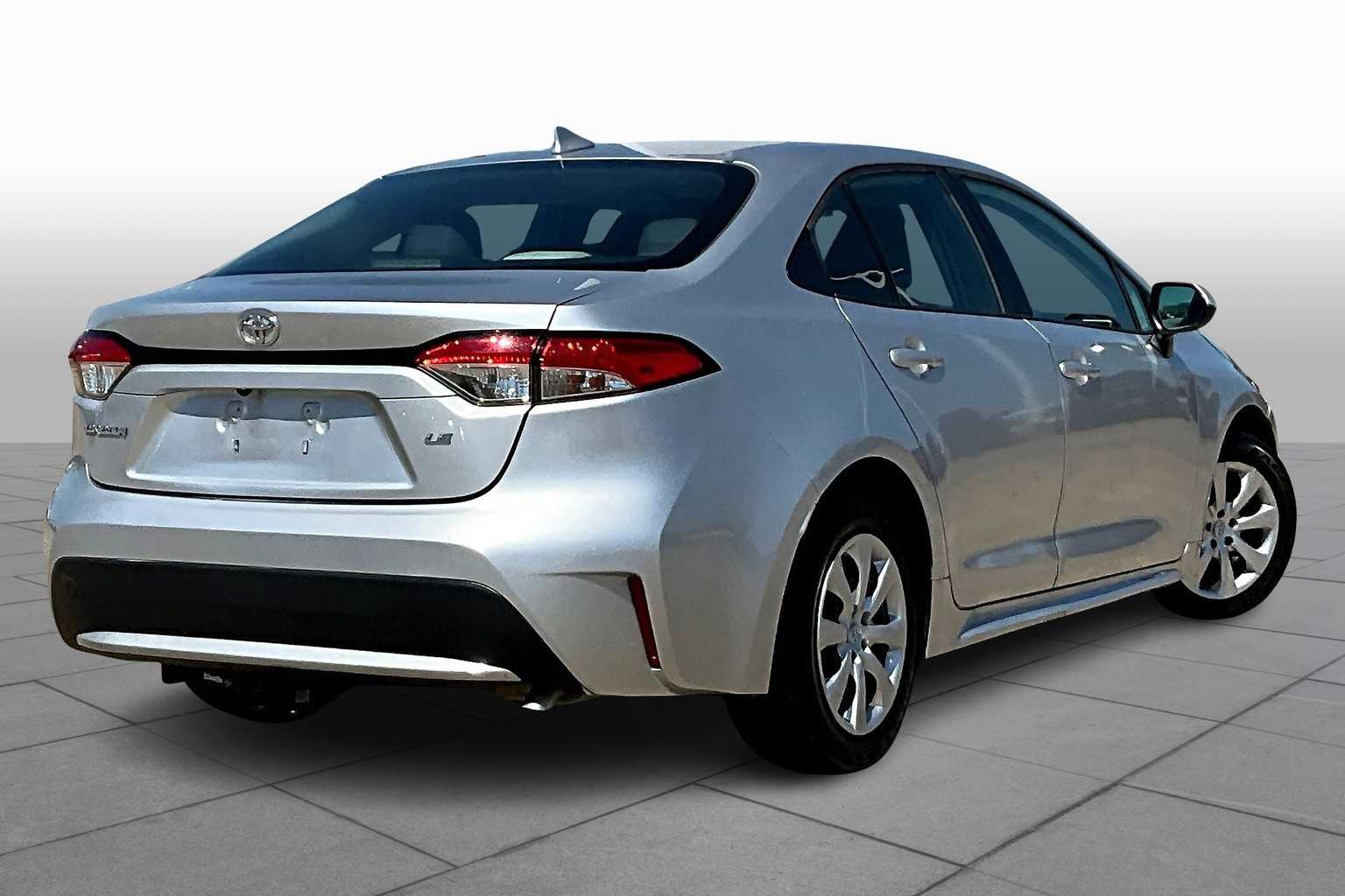 2020 Toyota Corolla LE photo 10