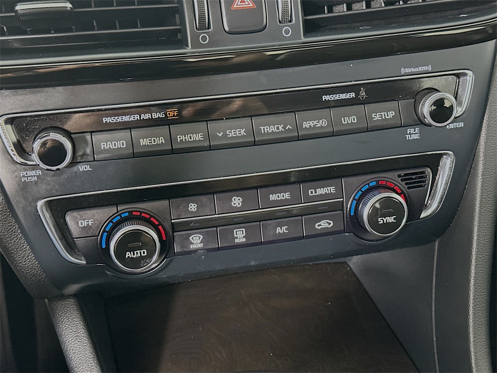 2018 Kia Optima EX photo 19