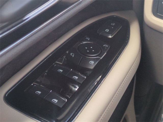 2023 Lincoln Navigator Standard photo 23
