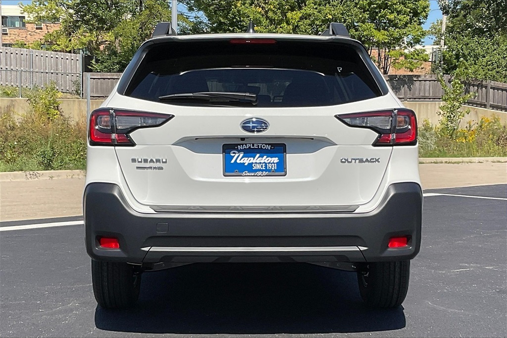 2025 Subaru Outback Premium photo 3