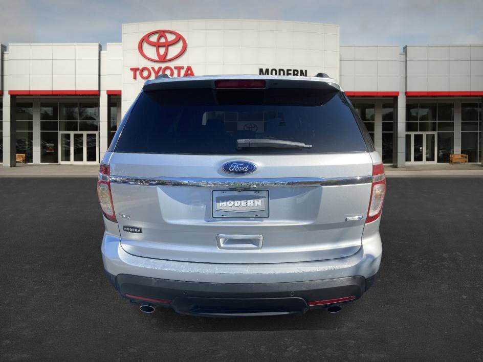 2013 Ford Explorer XLT photo 4