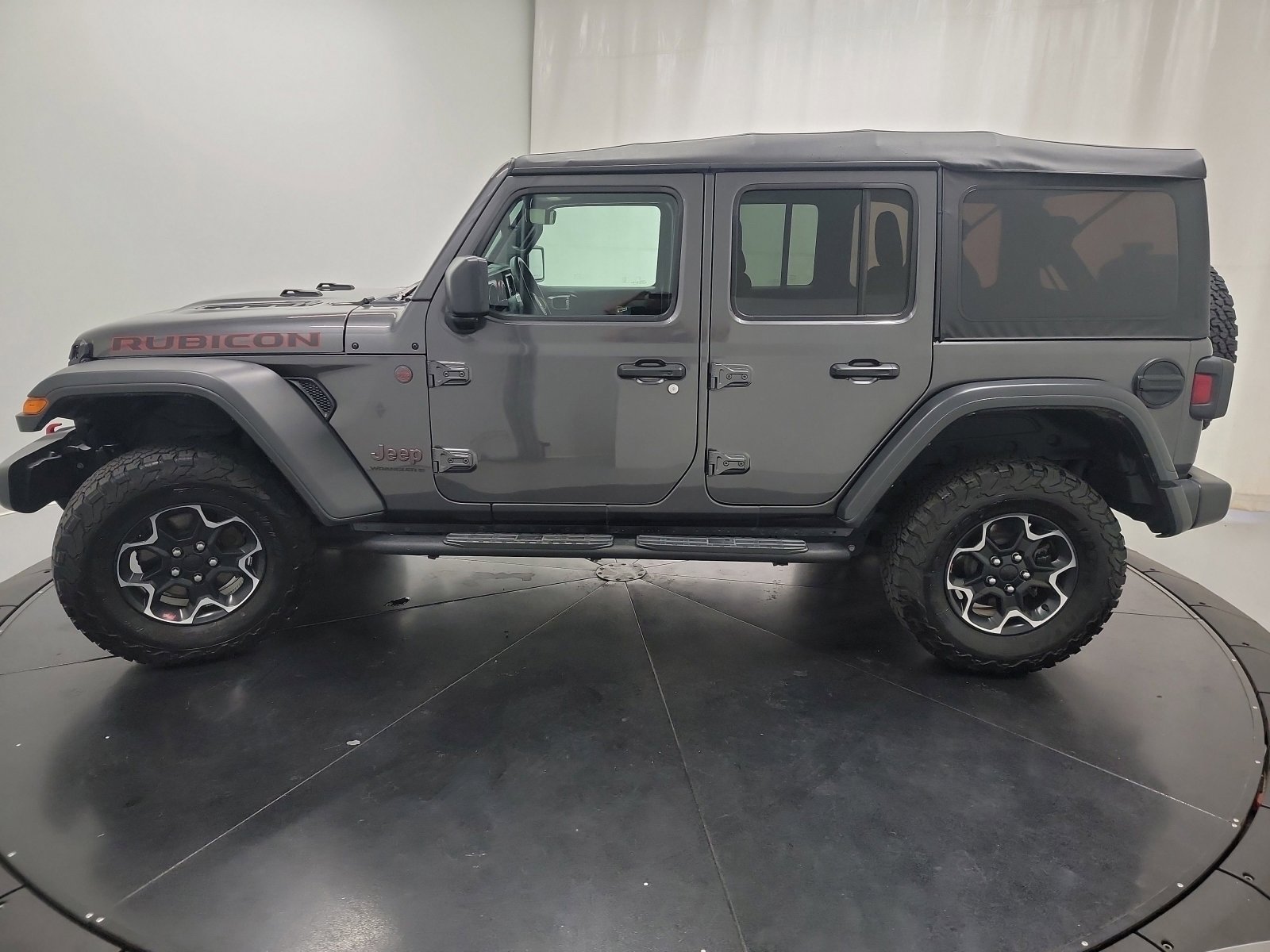 2023 Jeep Wrangler Rubicon photo 4