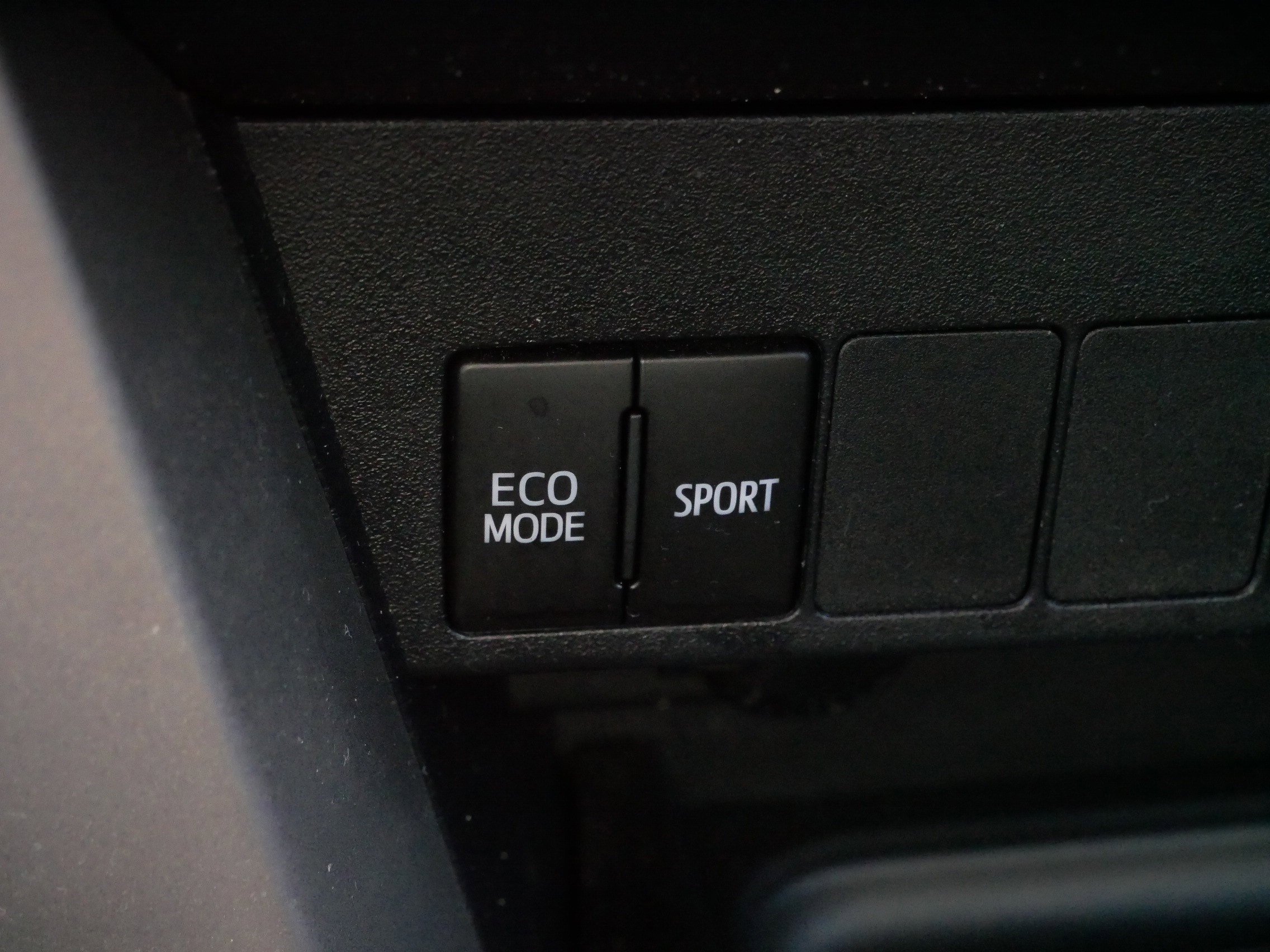 2018 Toyota RAV4 XLE photo 26