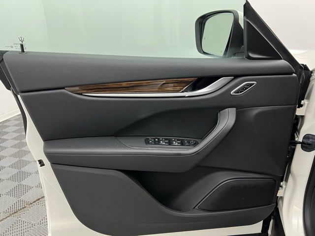 2022 Maserati Levante GT photo 32