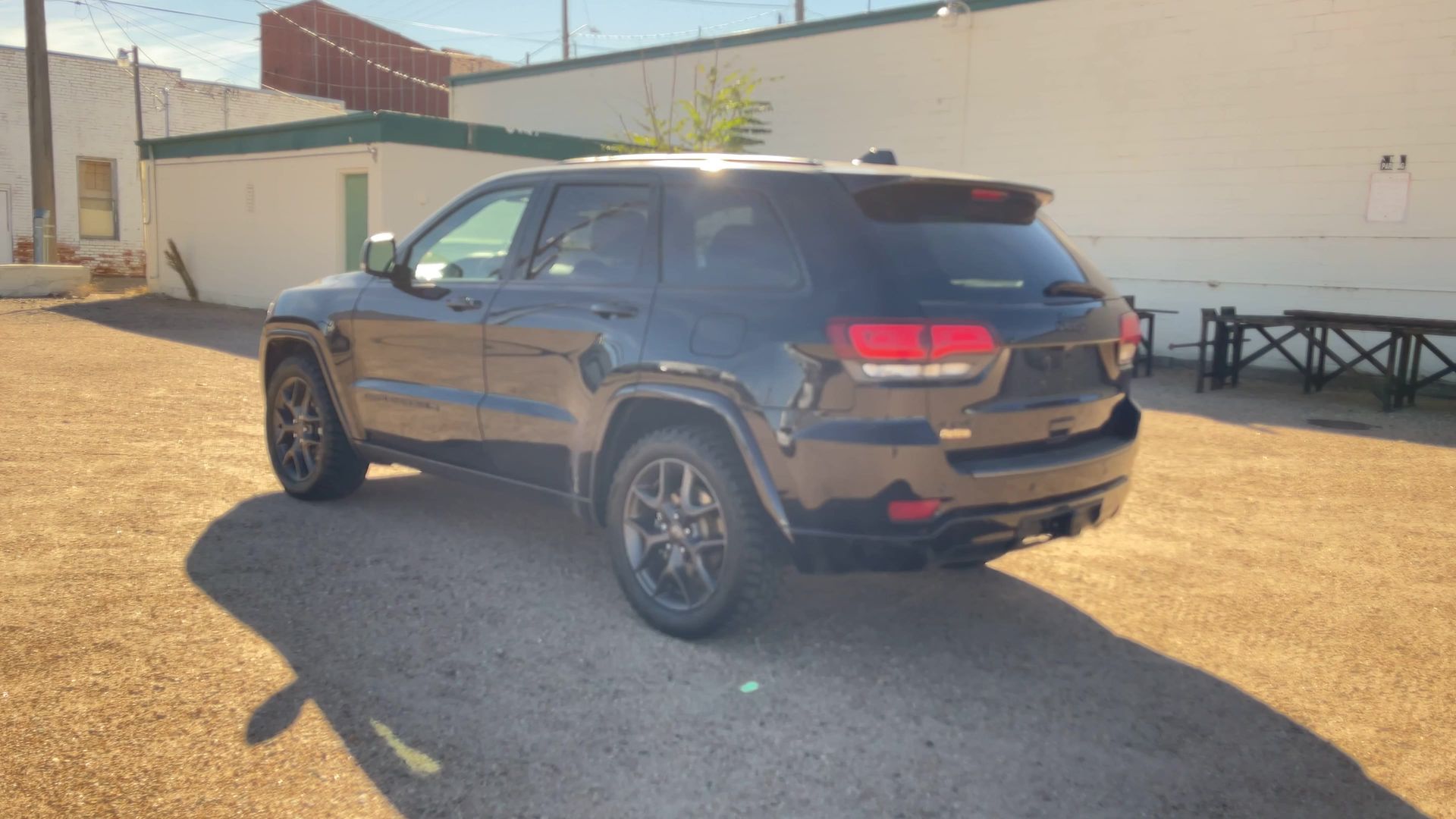 2021 Jeep Grand Cherokee Anniversary Edition photo 32
