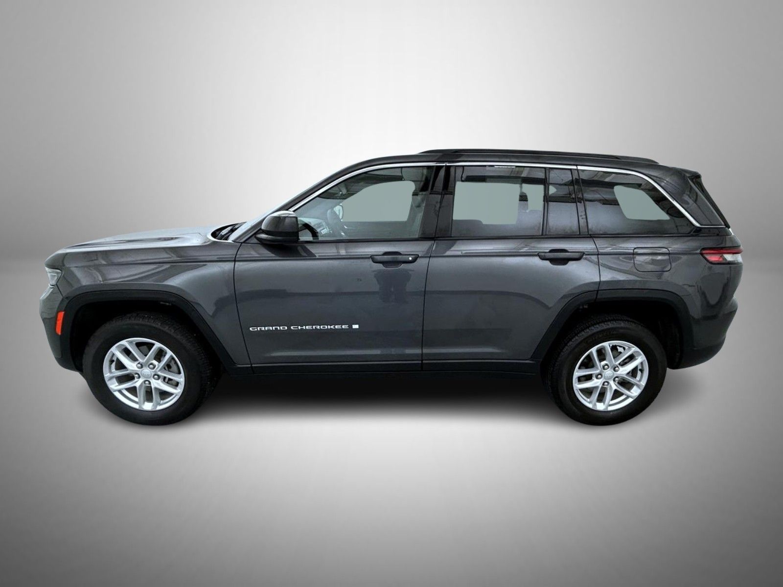 2024 Jeep Grand Cherokee Laredo photo 7