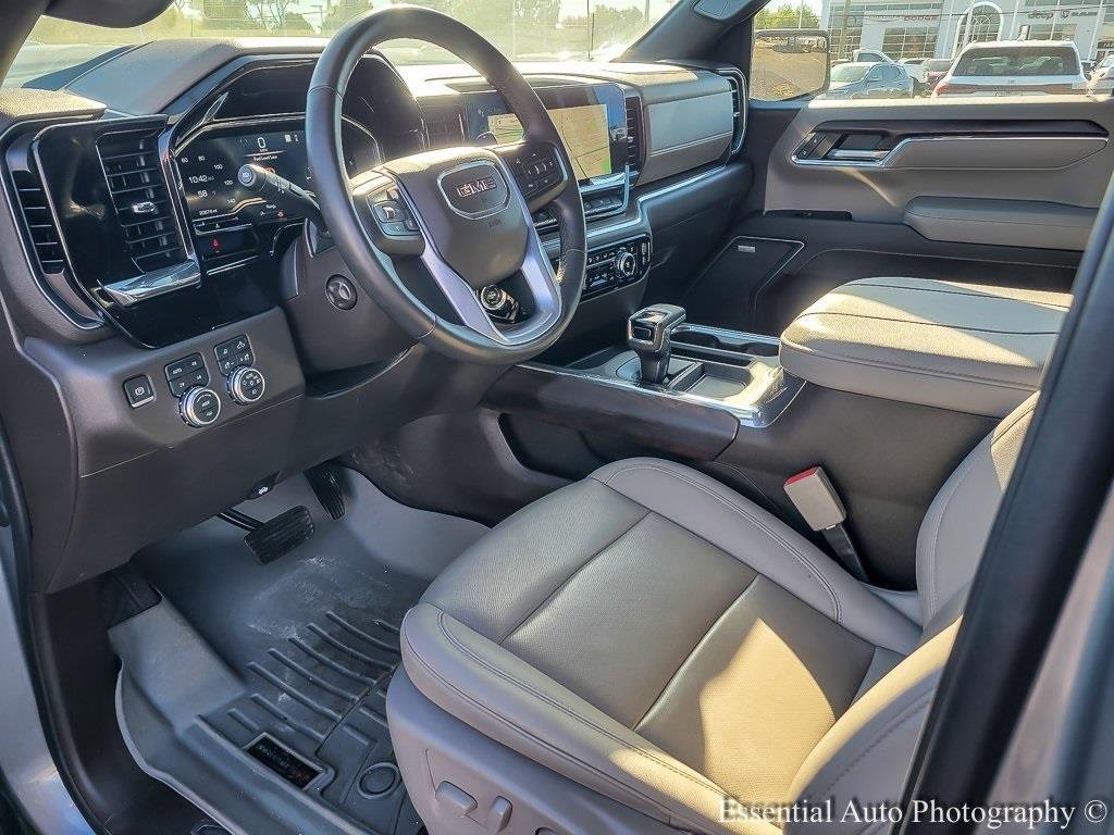 2023 GMC SIERRA - Image 9