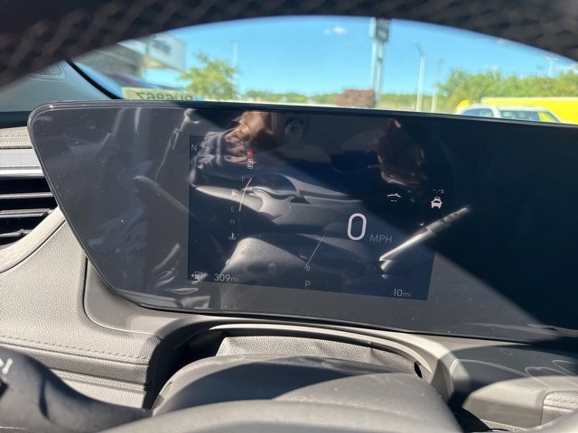 2026 Buick Encore GX Avenir photo 17