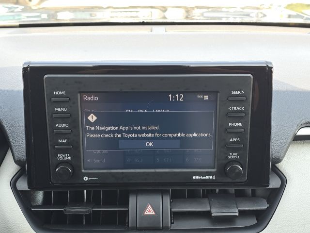 2021 Toyota RAV4 XLE photo 27