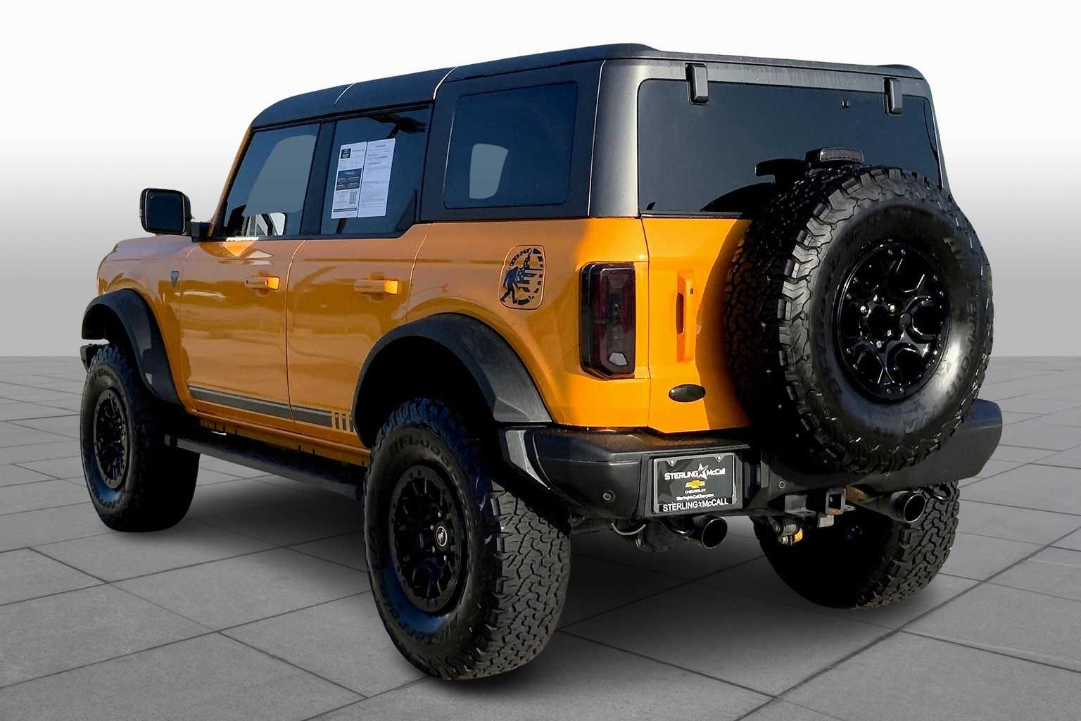 2021 Ford Bronco First Edition photo 11