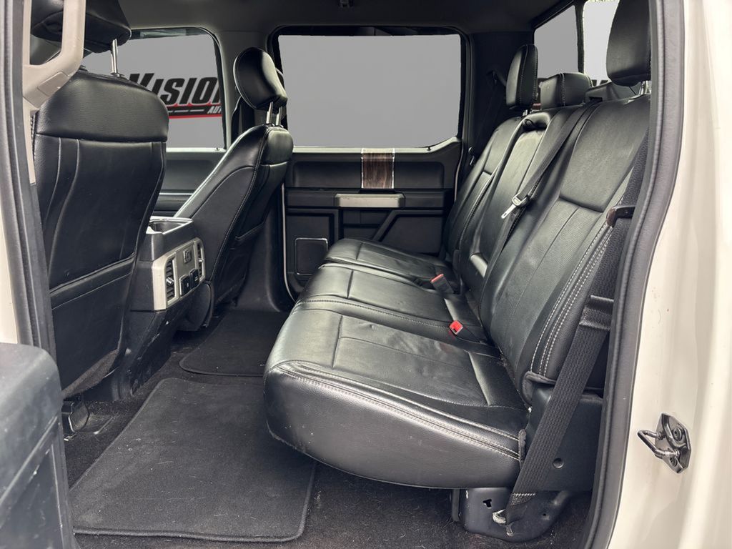 2018 Ford F-150 Lariat photo 10