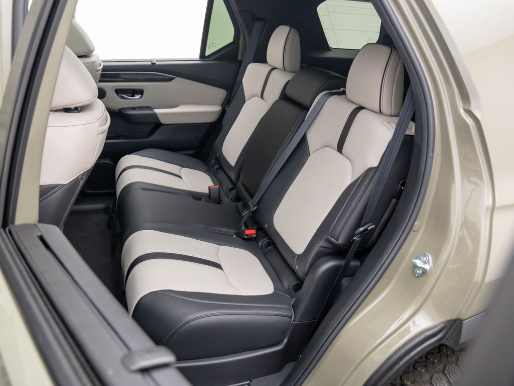 2026 Honda Passport TrailSport Elite photo 16