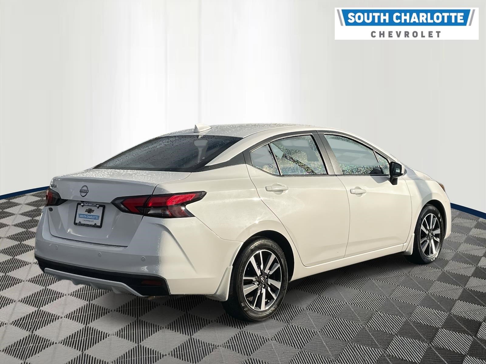 2025 Nissan Versa SV photo 2