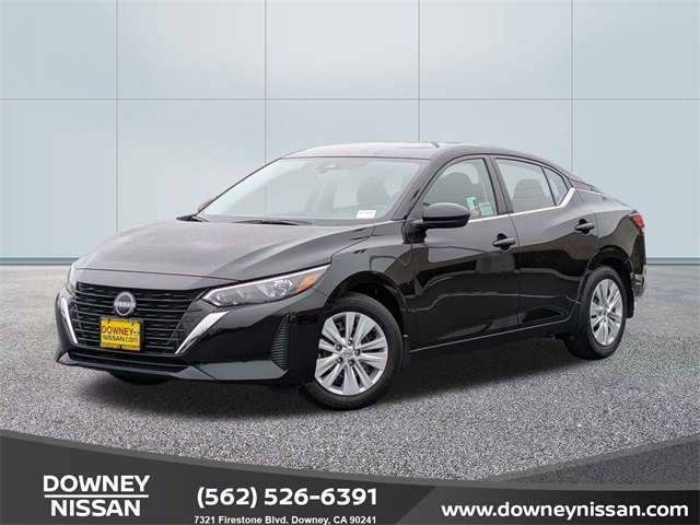 2025 Nissan Sentra S's photo