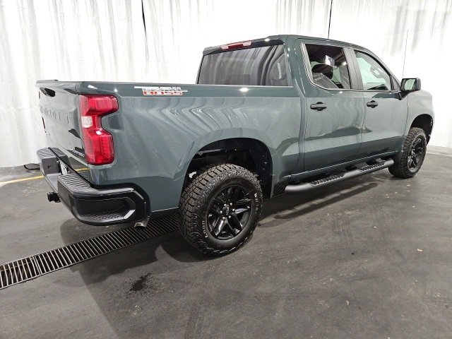 2025 Chevrolet Silverado 1500 Custom Trail Boss photo 3