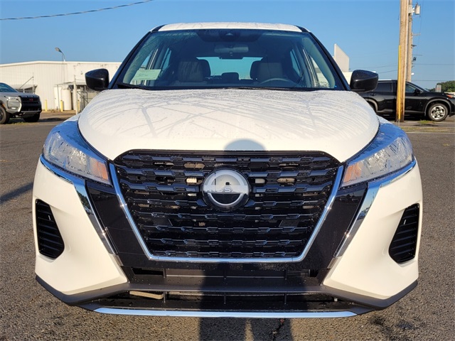 2025 Nissan Kicks Play S photo 10