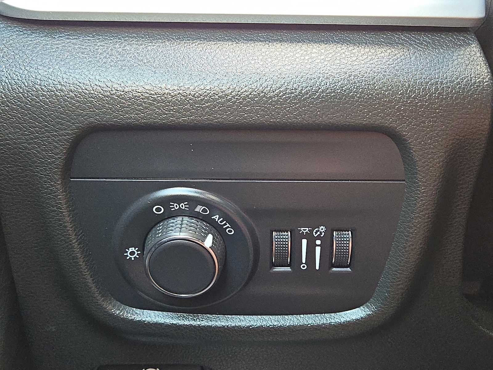 2024 Jeep Grand Cherokee Laredo X photo 21