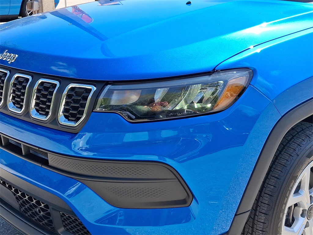 2025 Jeep Compass Sport photo 7