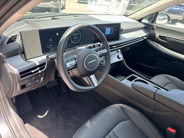 2025 Hyundai Sonata Hybrid Limited photo 12