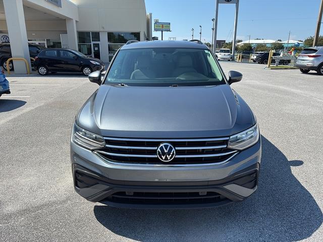 2022 Volkswagen Tiguan S photo 2